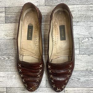 Bally
Genuine Brown Women’s Flats with X Rope Design